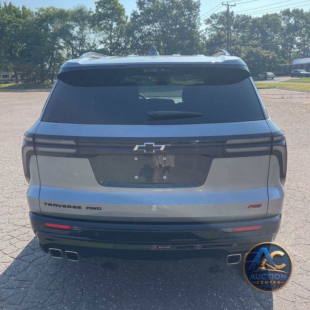 2025 Chevrolet Traverse RS