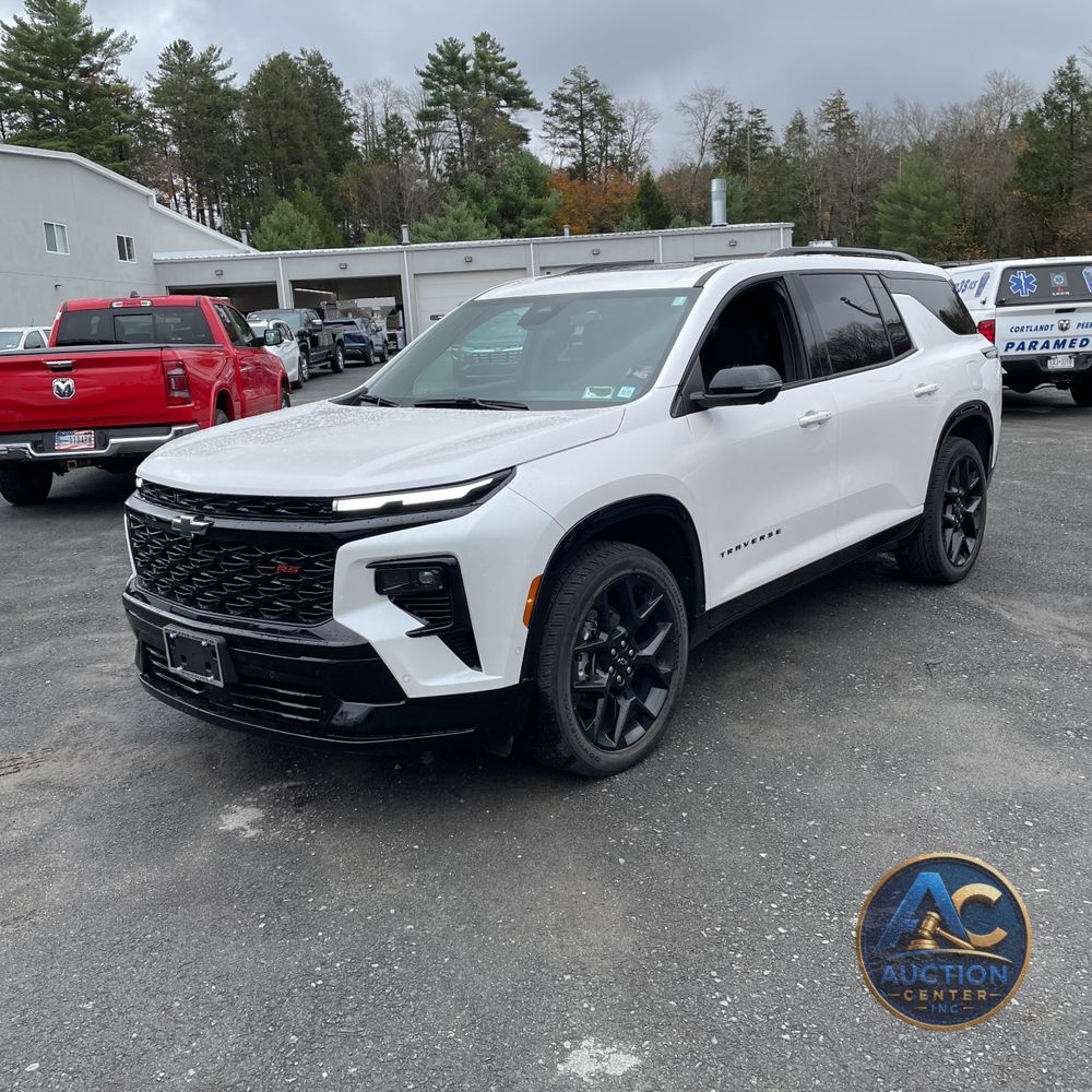 2025 Chevrolet Traverse RS