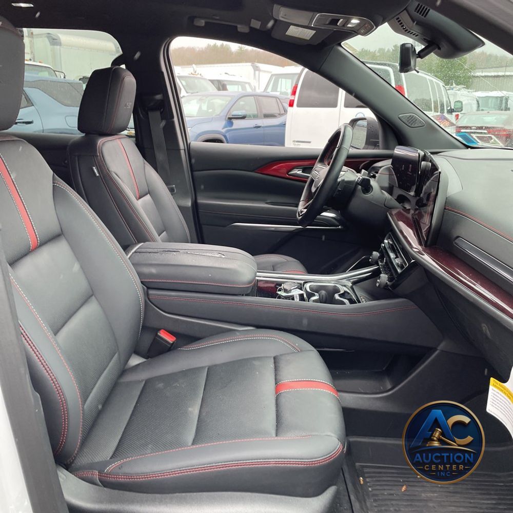 2025 Chevrolet Traverse RS