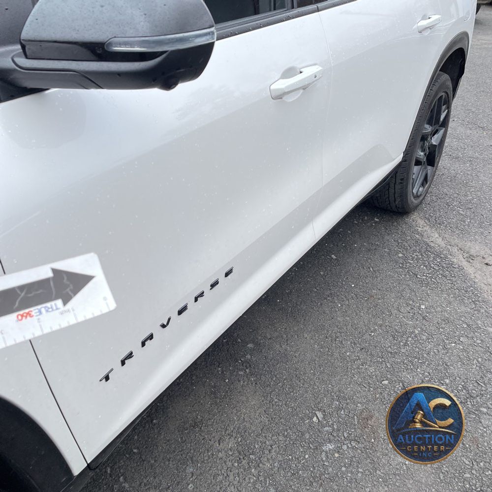 2025 Chevrolet Traverse RS