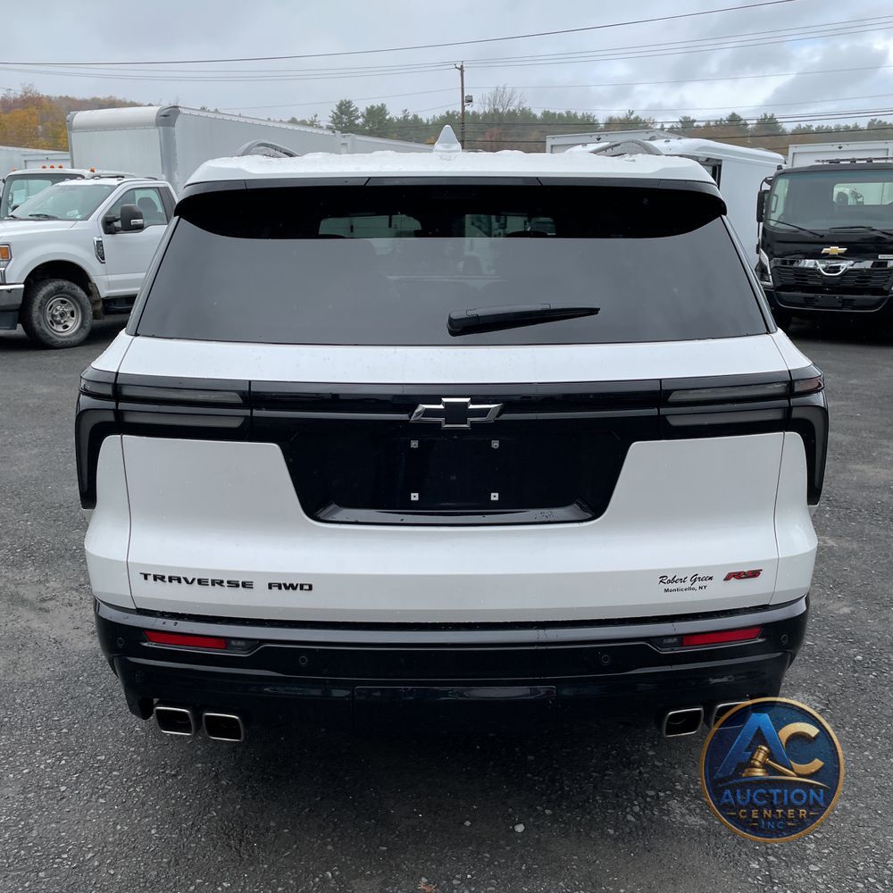 2025 Chevrolet Traverse RS
