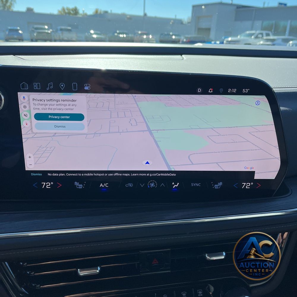 2025 Chevrolet Suburban LT