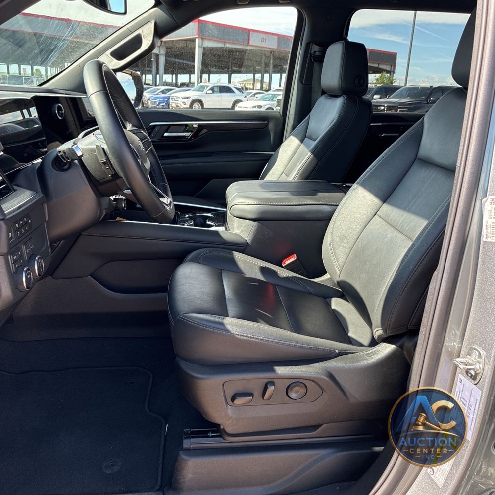 2025 Chevrolet Suburban Z71