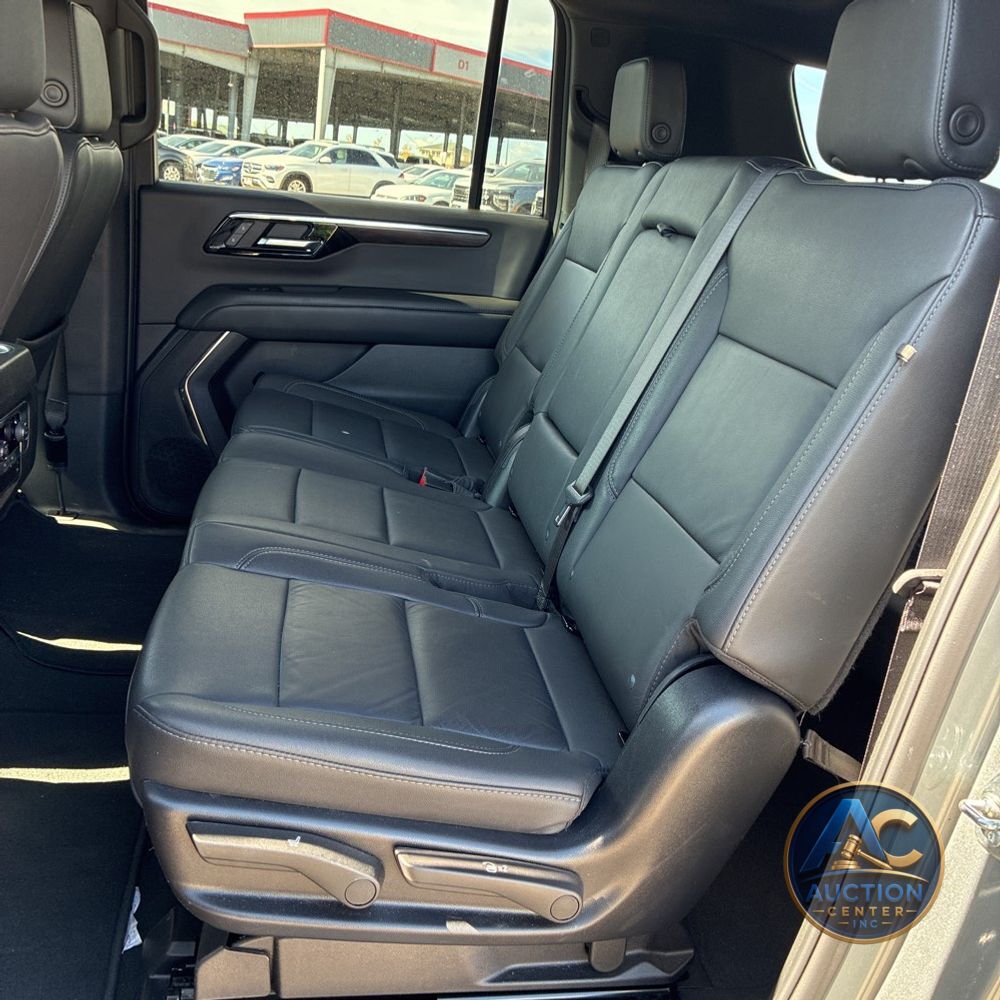 2025 Chevrolet Suburban Z71