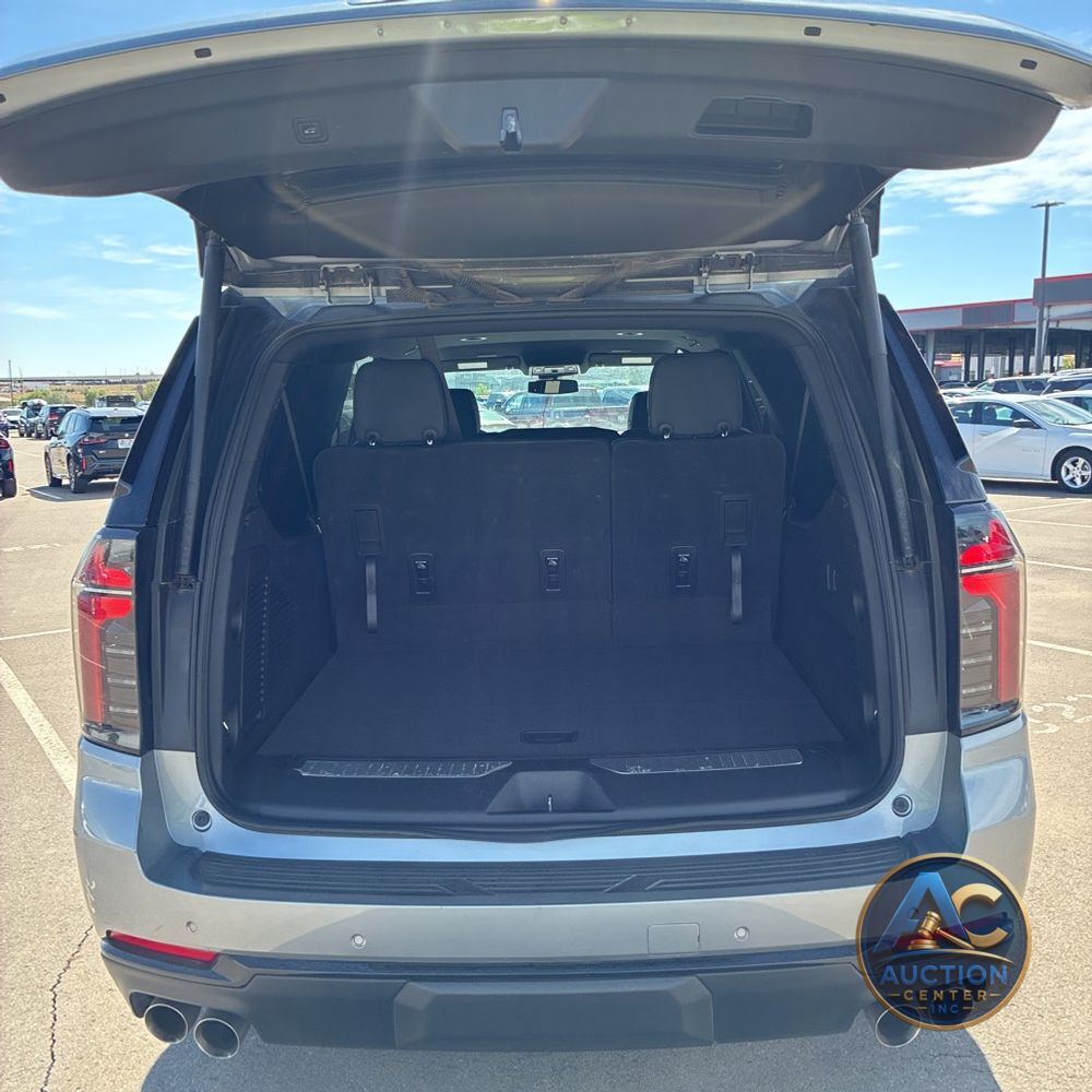 2025 Chevrolet Suburban Z71