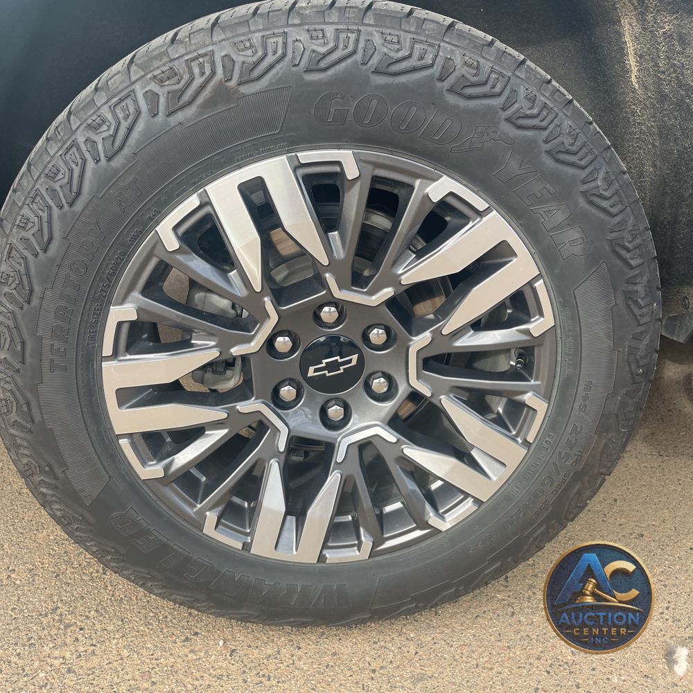 2025 Chevrolet Suburban Z71