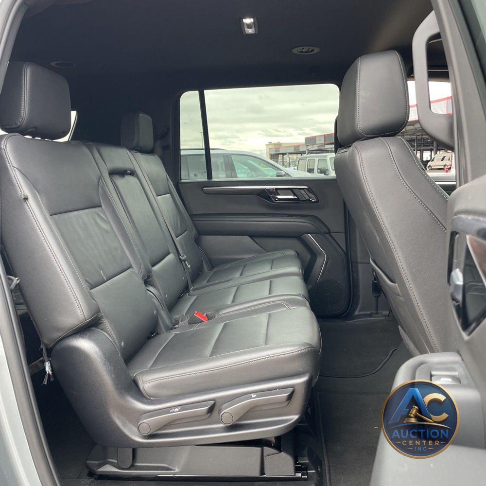 2025 Chevrolet Suburban Z71