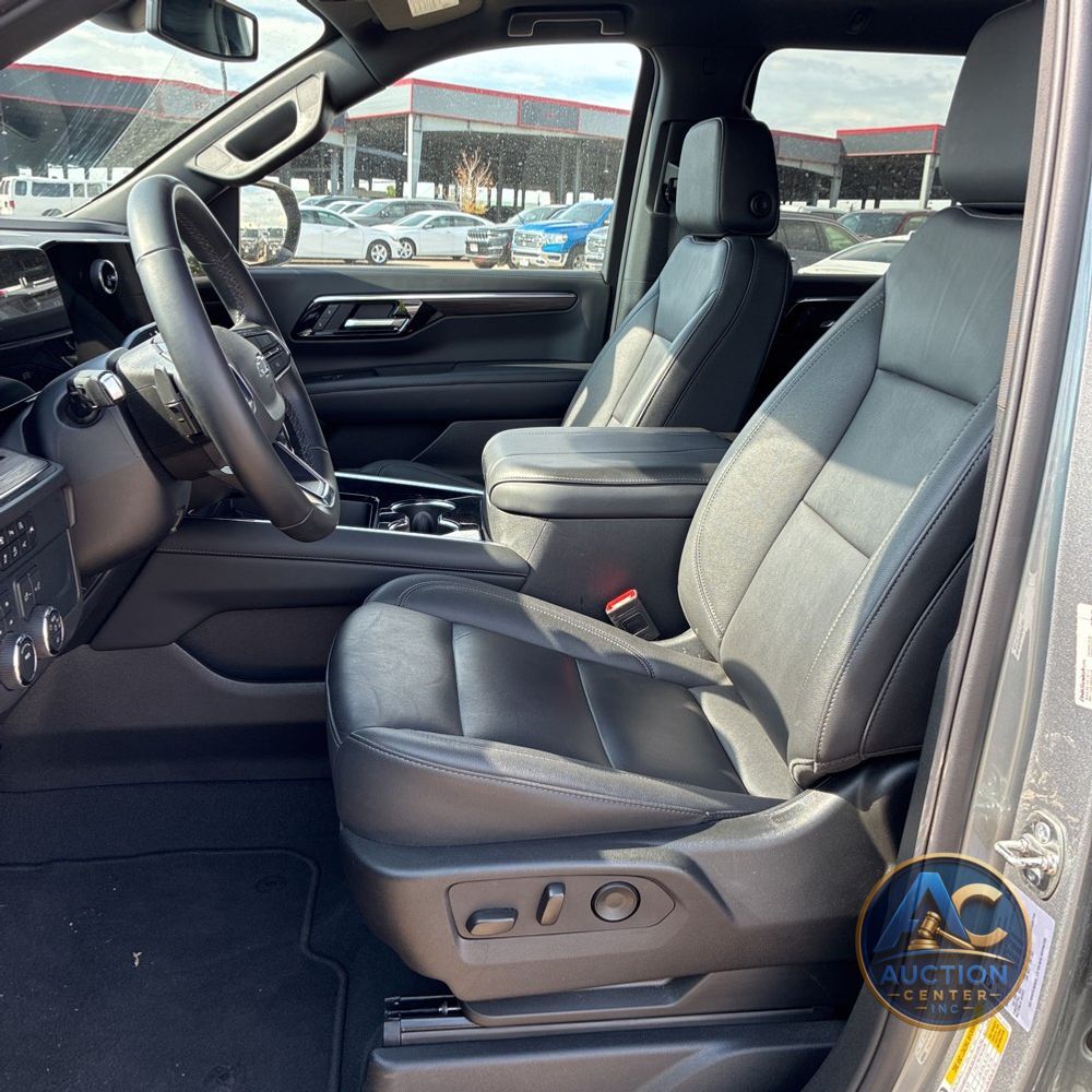 2025 Chevrolet Suburban Z71
