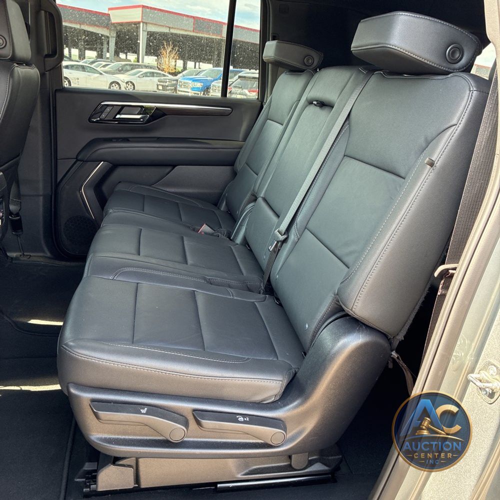 2025 Chevrolet Suburban Z71