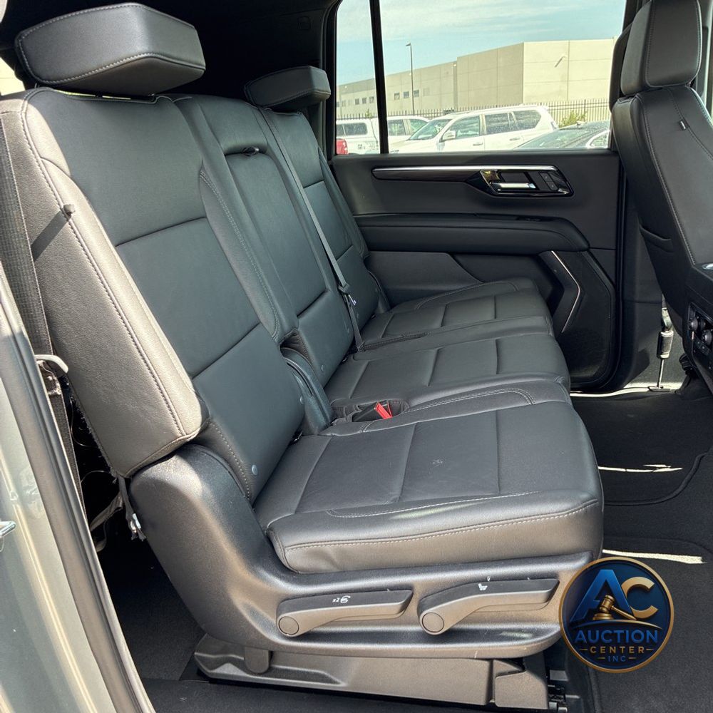 2025 Chevrolet Suburban Z71