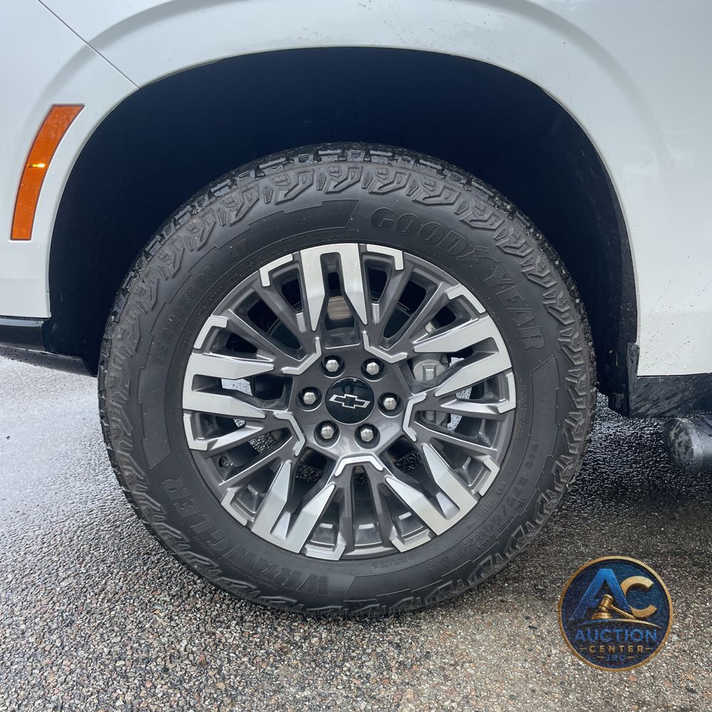 2025 Chevrolet Suburban Z71