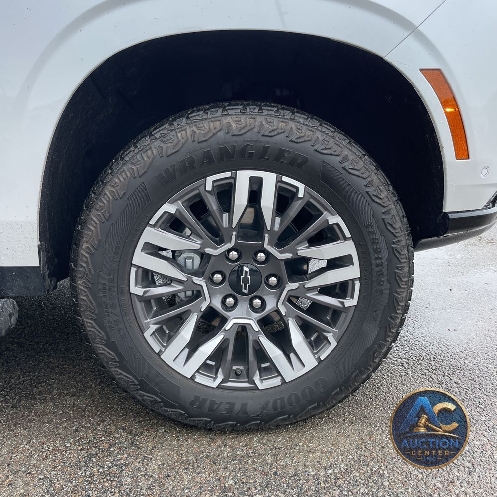 2025 Chevrolet Suburban Z71