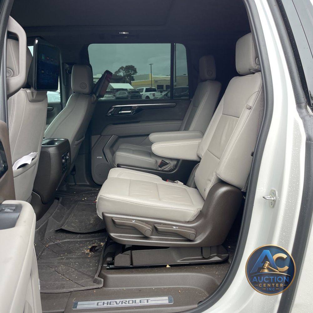 2025 Chevrolet Suburban Z71