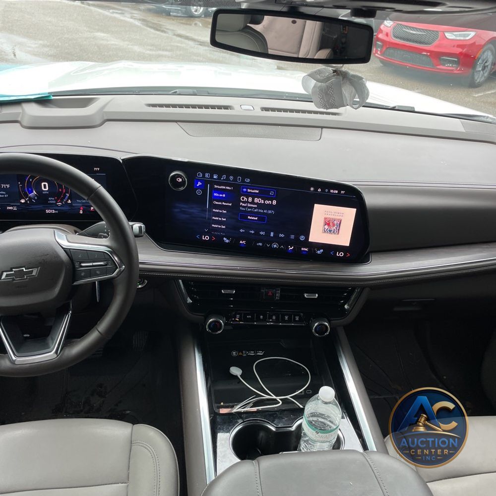 2025 Chevrolet Suburban Z71
