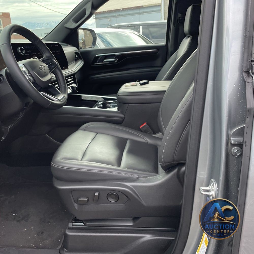 2025 Chevrolet Suburban Z71