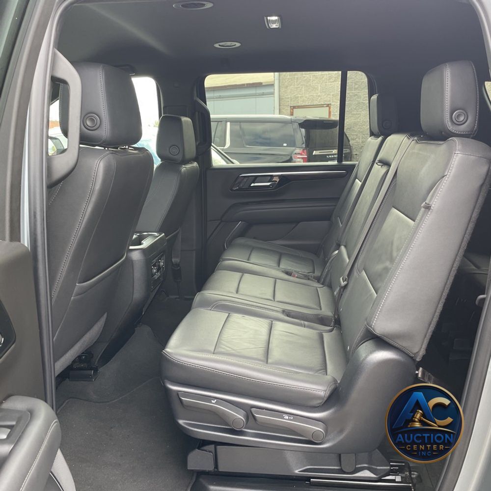 2025 Chevrolet Suburban Z71