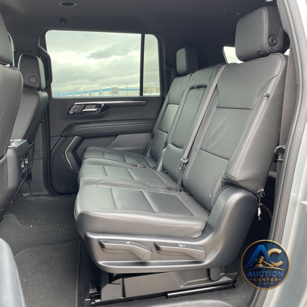 2025 Chevrolet Suburban Z71