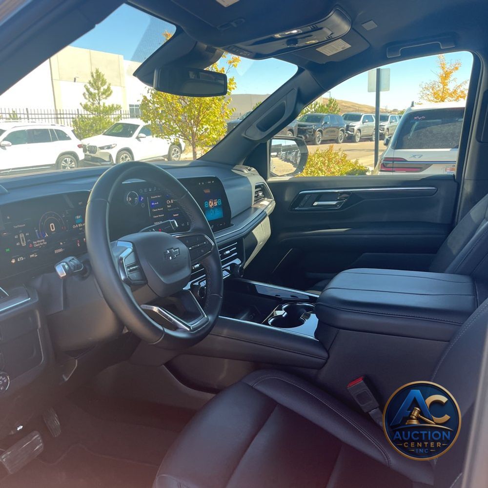 2025 Chevrolet Suburban Z71
