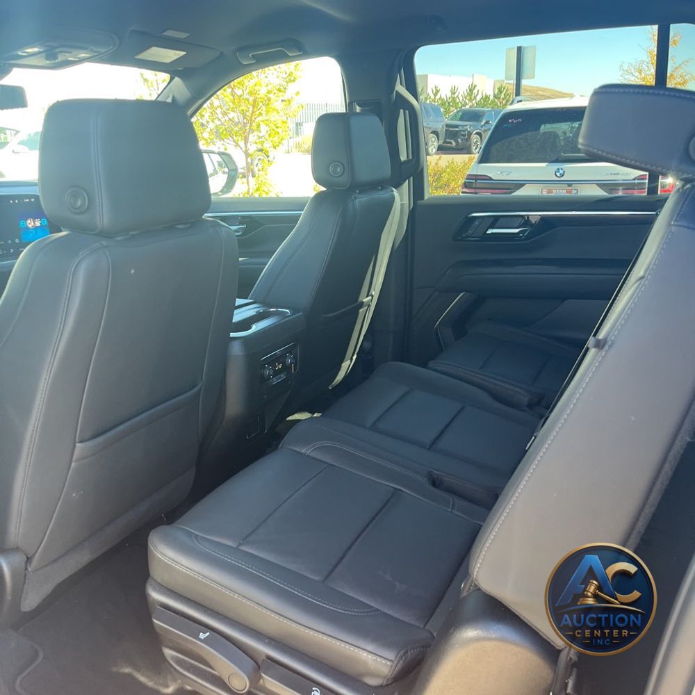 2025 Chevrolet Suburban Z71