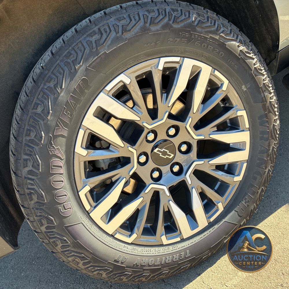 2025 Chevrolet Suburban Z71