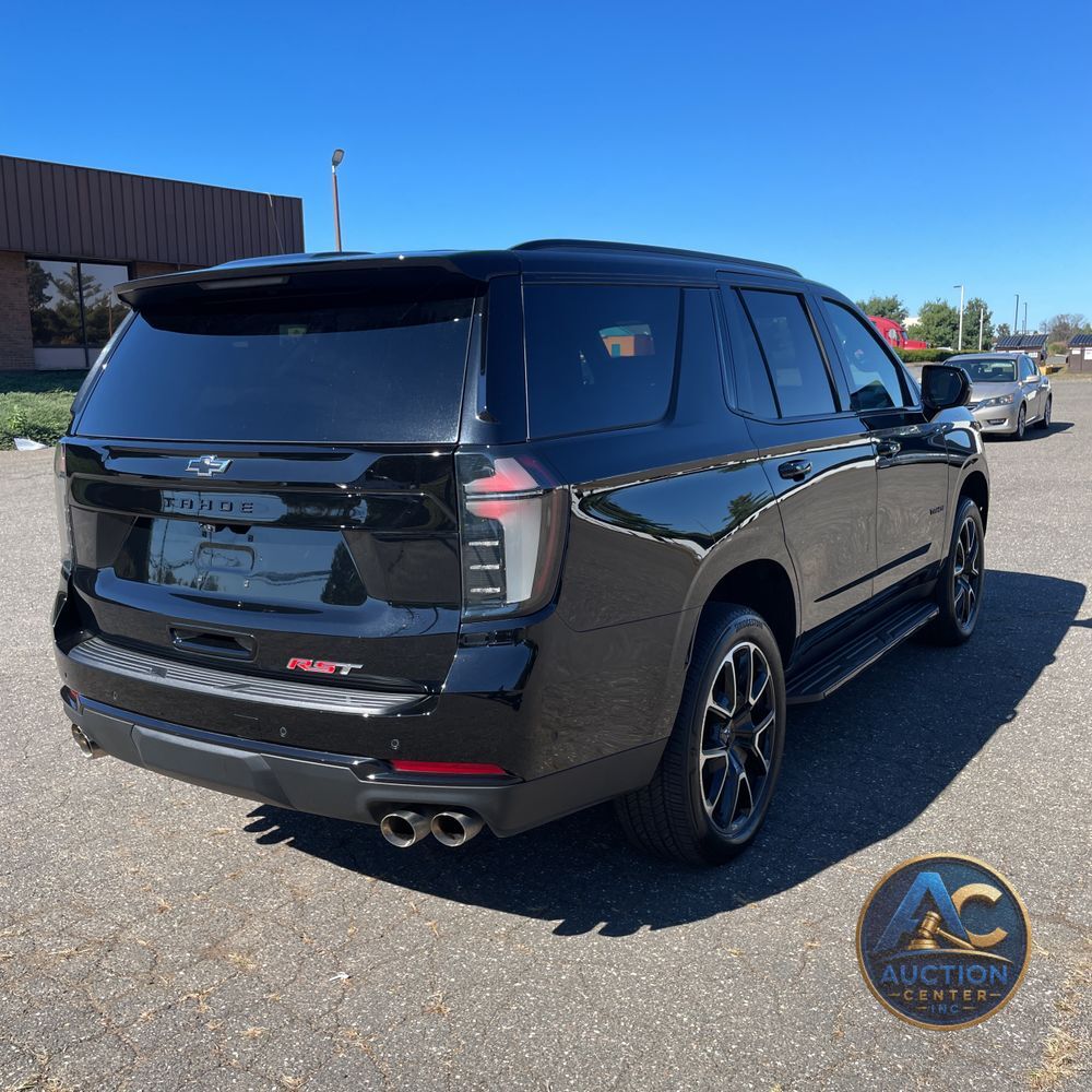 2025 Chevrolet Tahoe RST