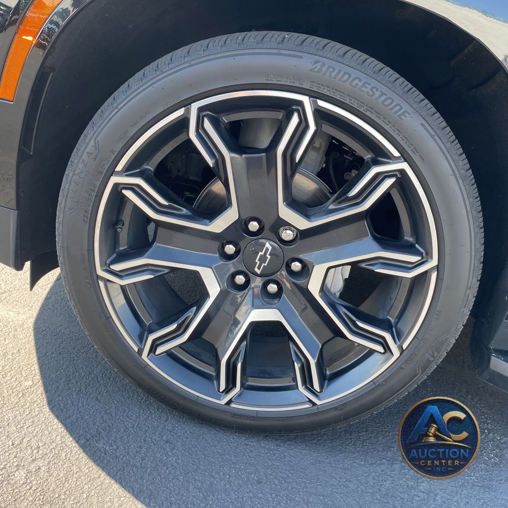 2025 Chevrolet Tahoe RST