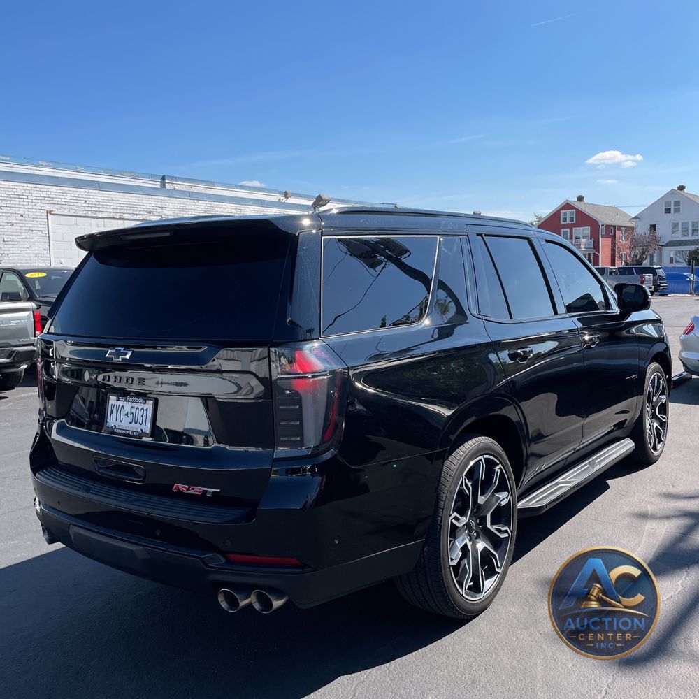 2025 Chevrolet Tahoe RST