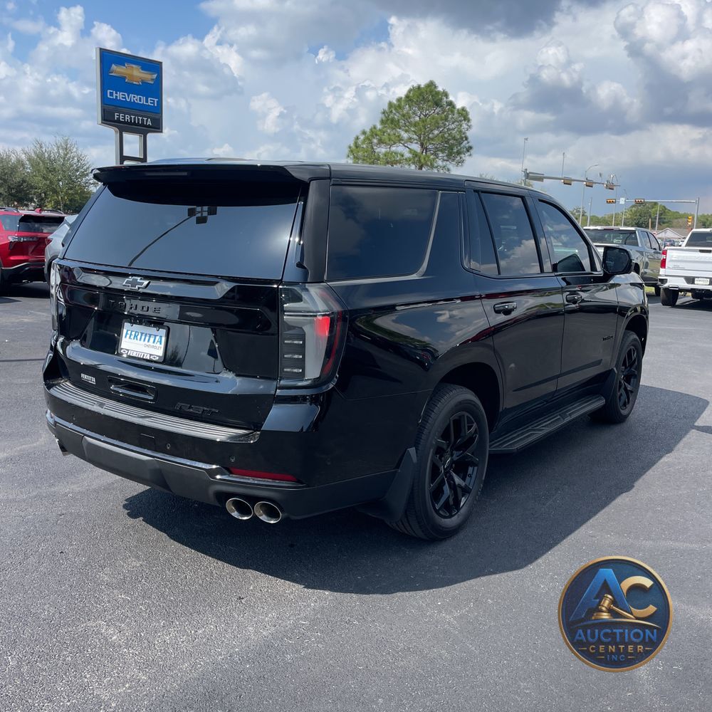 2025 Chevrolet Tahoe RST