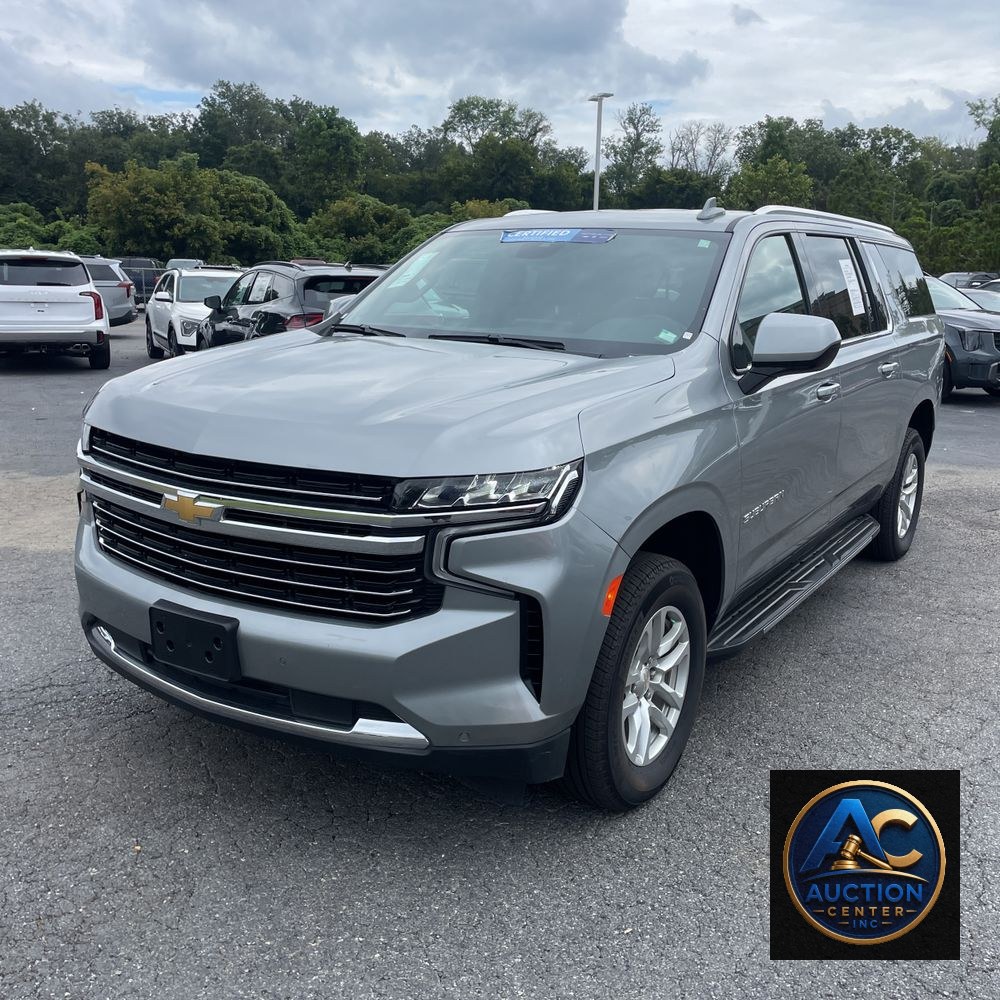 2024 Chevrolet Suburban LT