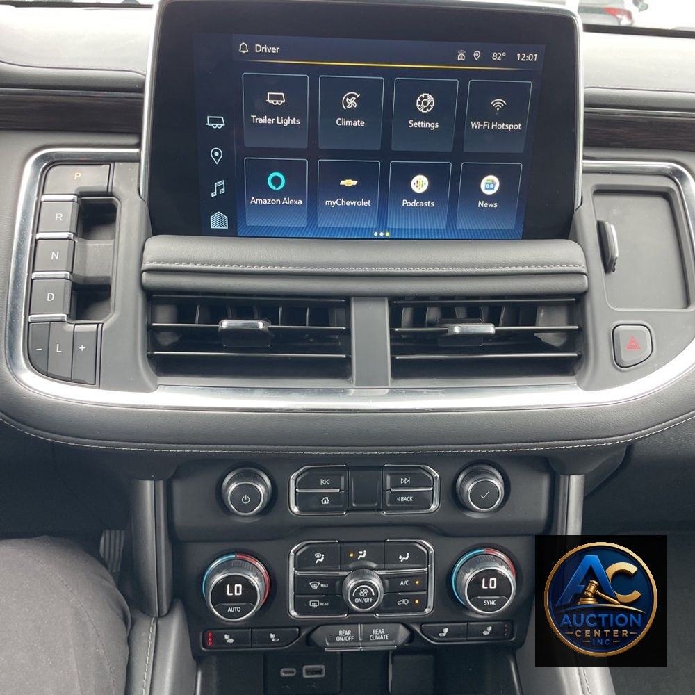 2024 Chevrolet Suburban LT