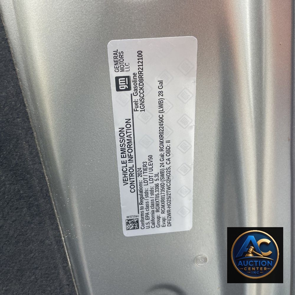 2024 Chevrolet Suburban LT