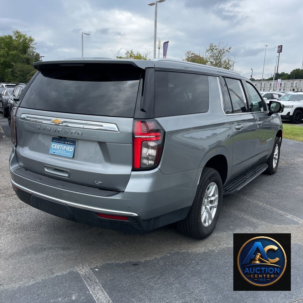 2024 Chevrolet Suburban LT