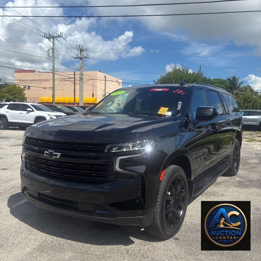 2023 Chevrolet Suburban RST