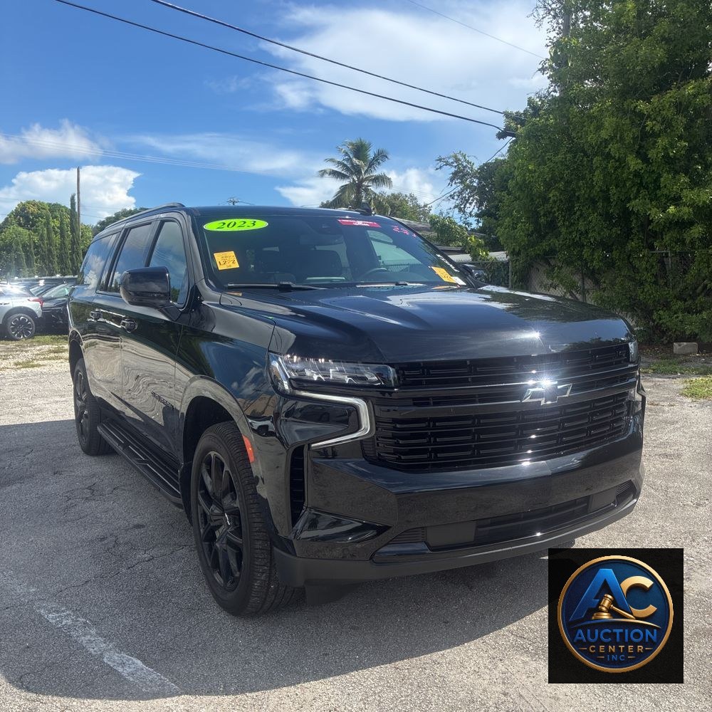 2023 Chevrolet Suburban RST