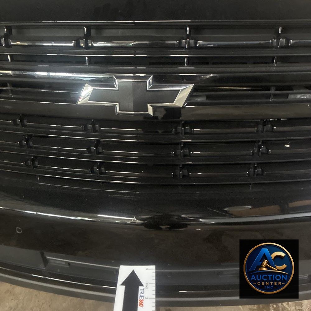 2023 Chevrolet Suburban RST