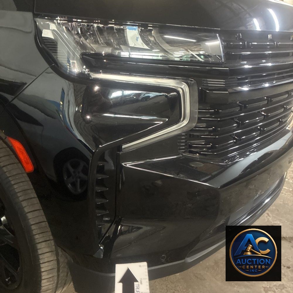 2023 Chevrolet Suburban RST