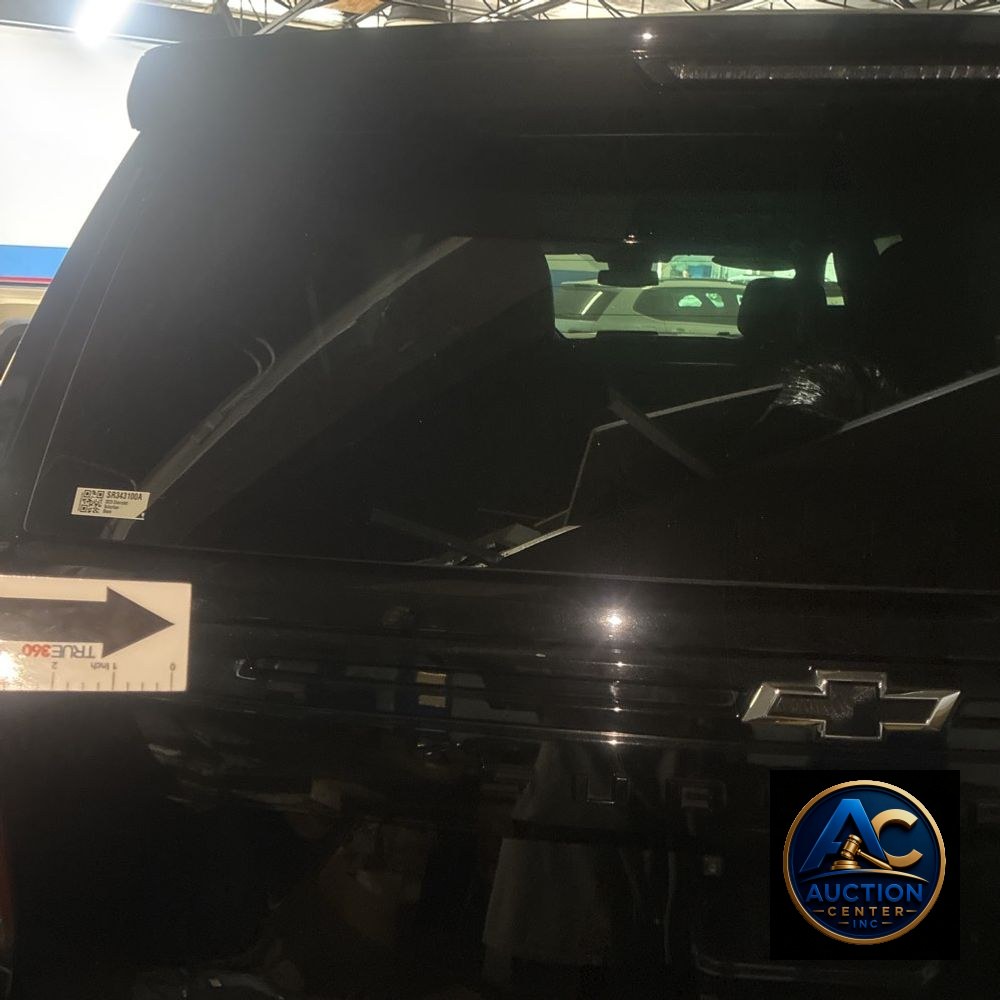 2023 Chevrolet Suburban RST