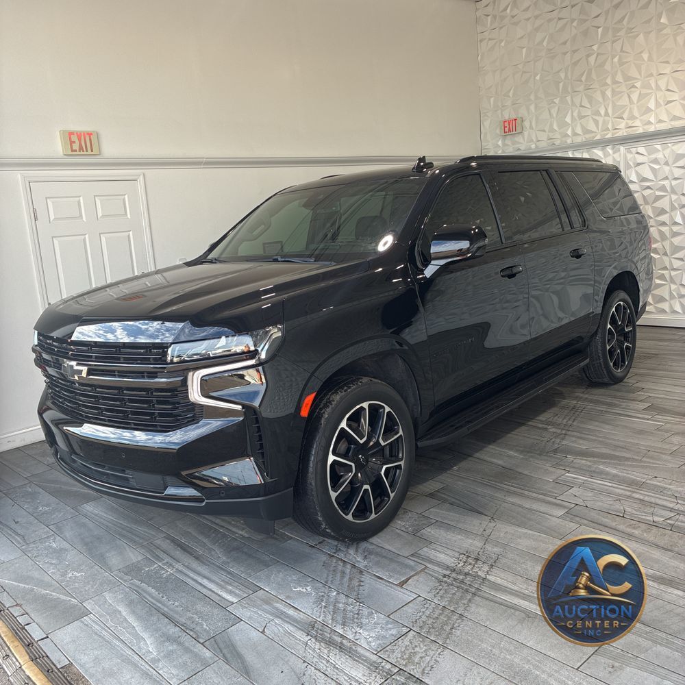 2024 Chevrolet Suburban RST