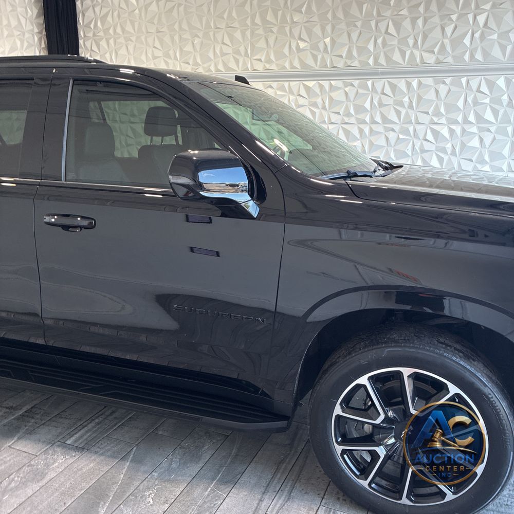 2024 Chevrolet Suburban RST