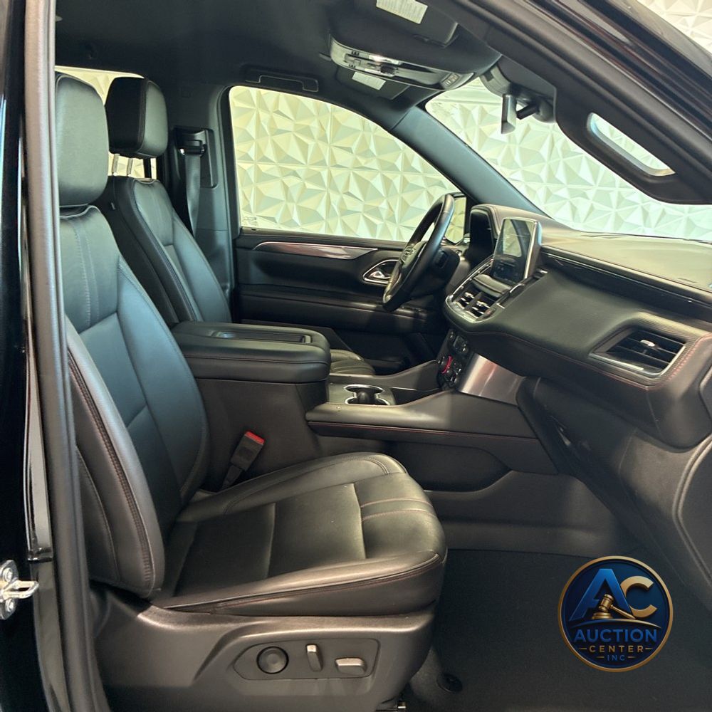 2024 Chevrolet Suburban RST