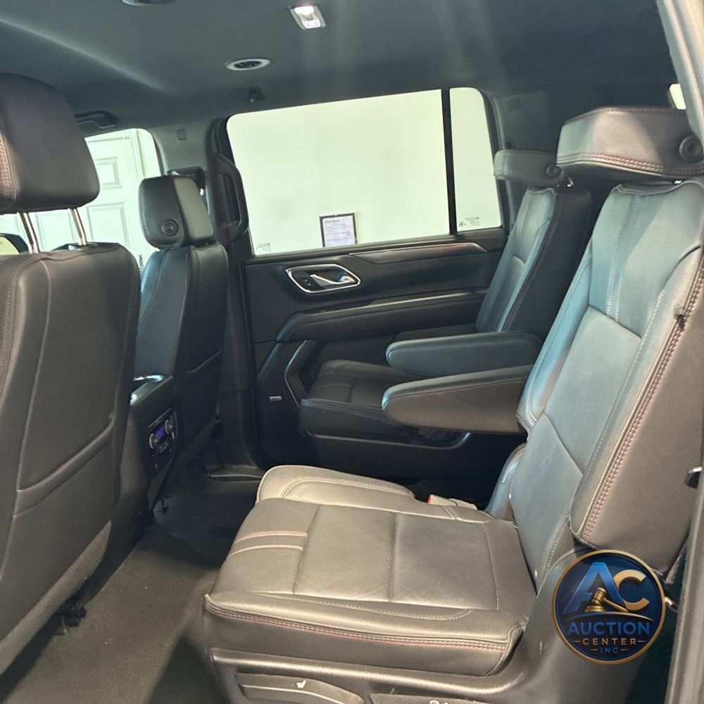 2024 Chevrolet Suburban RST