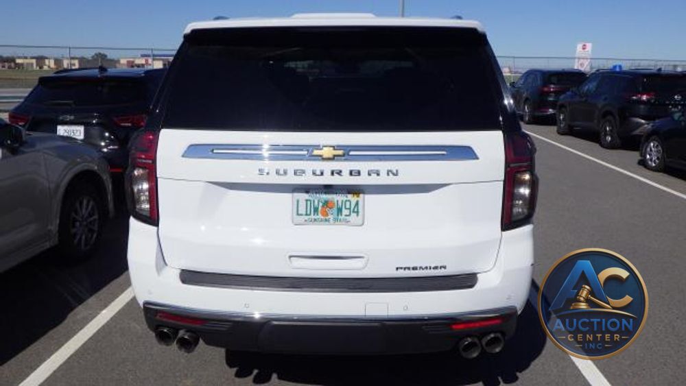 2023 Chevrolet Suburban Premier
