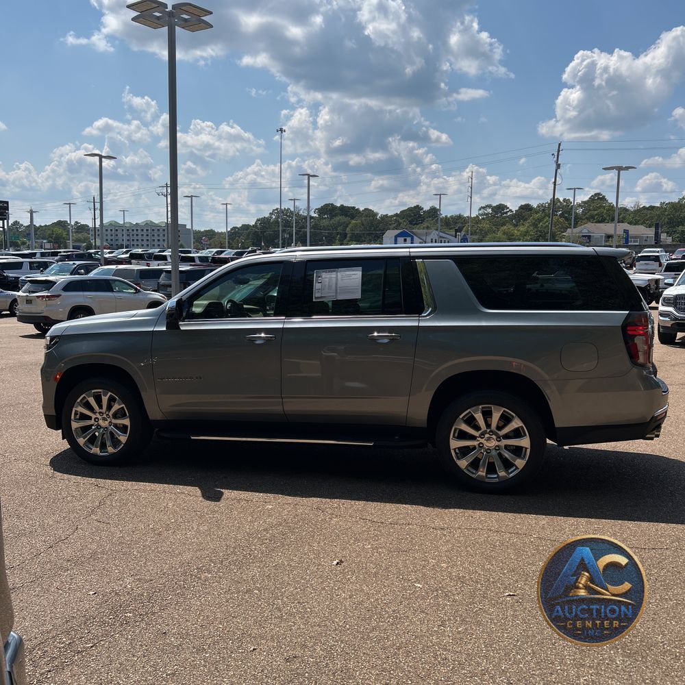2024 Chevrolet Suburban Premier