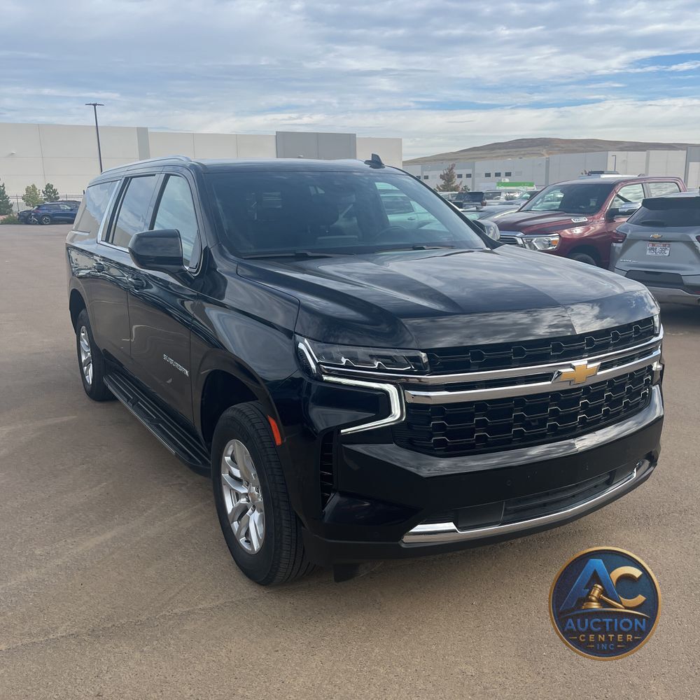 2024 Chevrolet Suburban LS