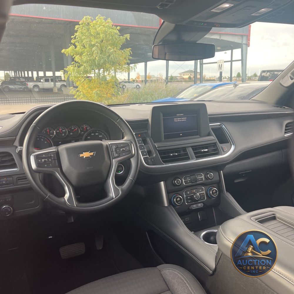 2024 Chevrolet Suburban LS