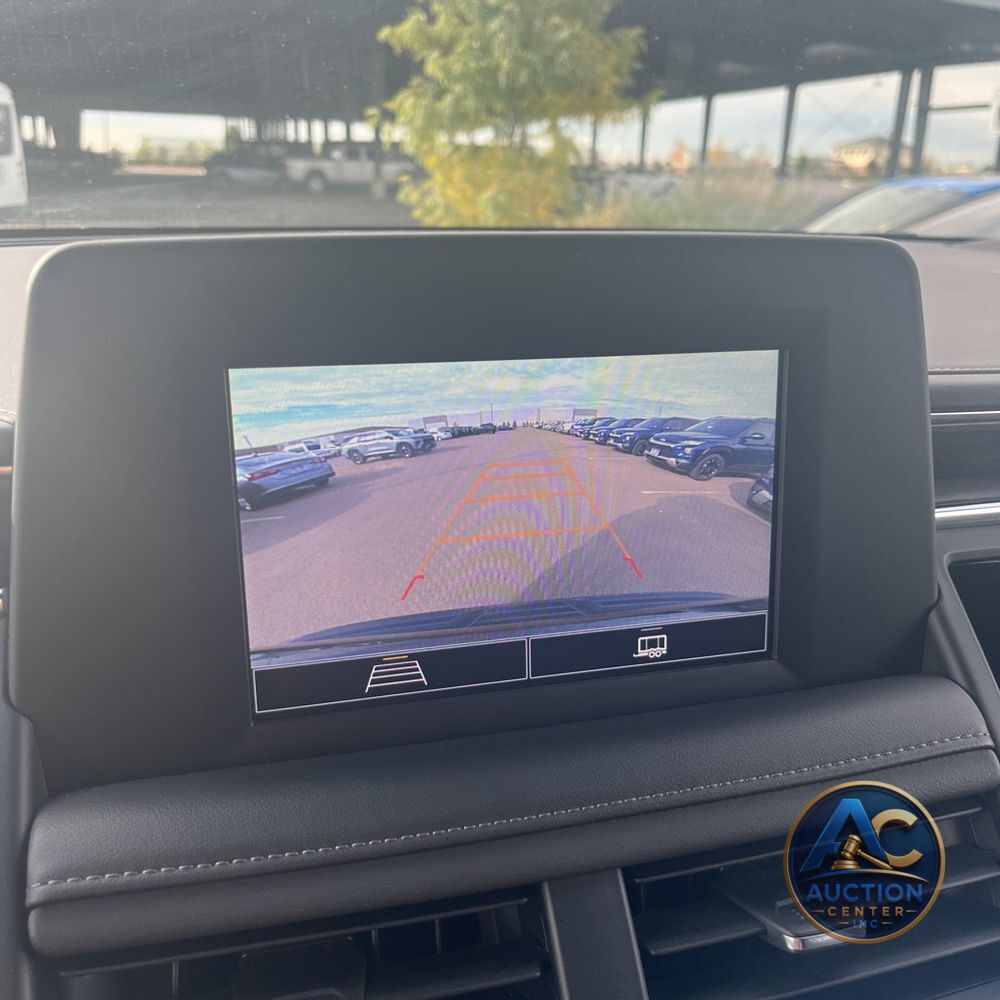 2024 Chevrolet Suburban LS