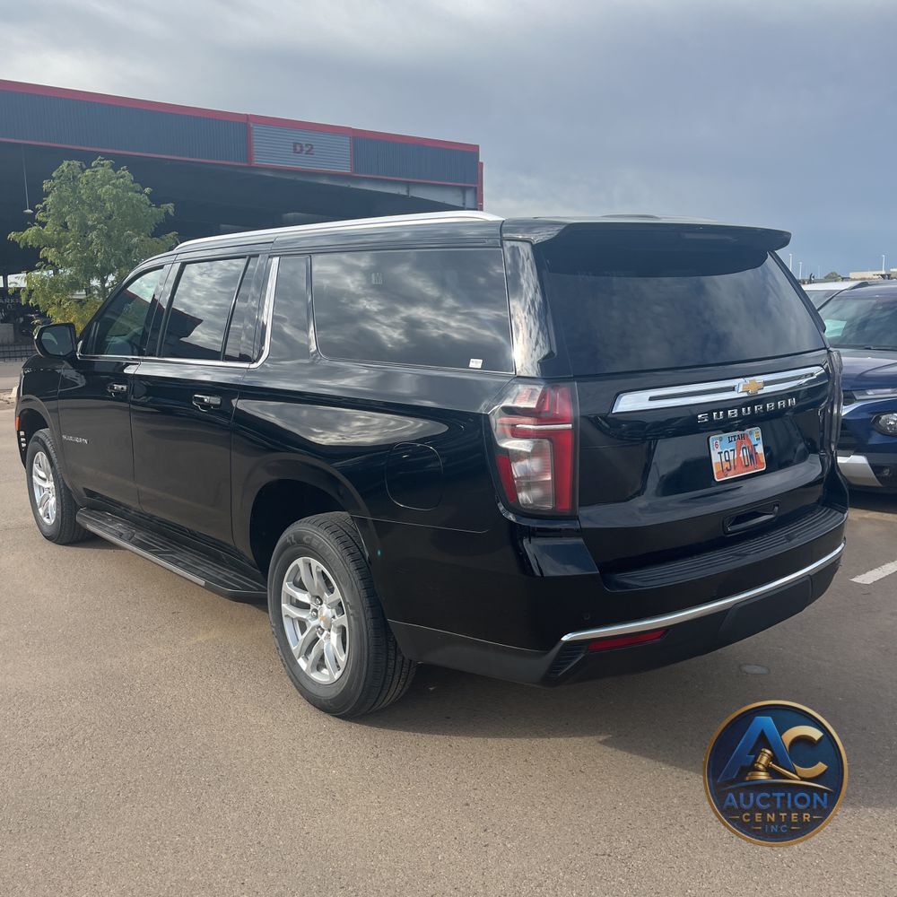 2024 Chevrolet Suburban LS
