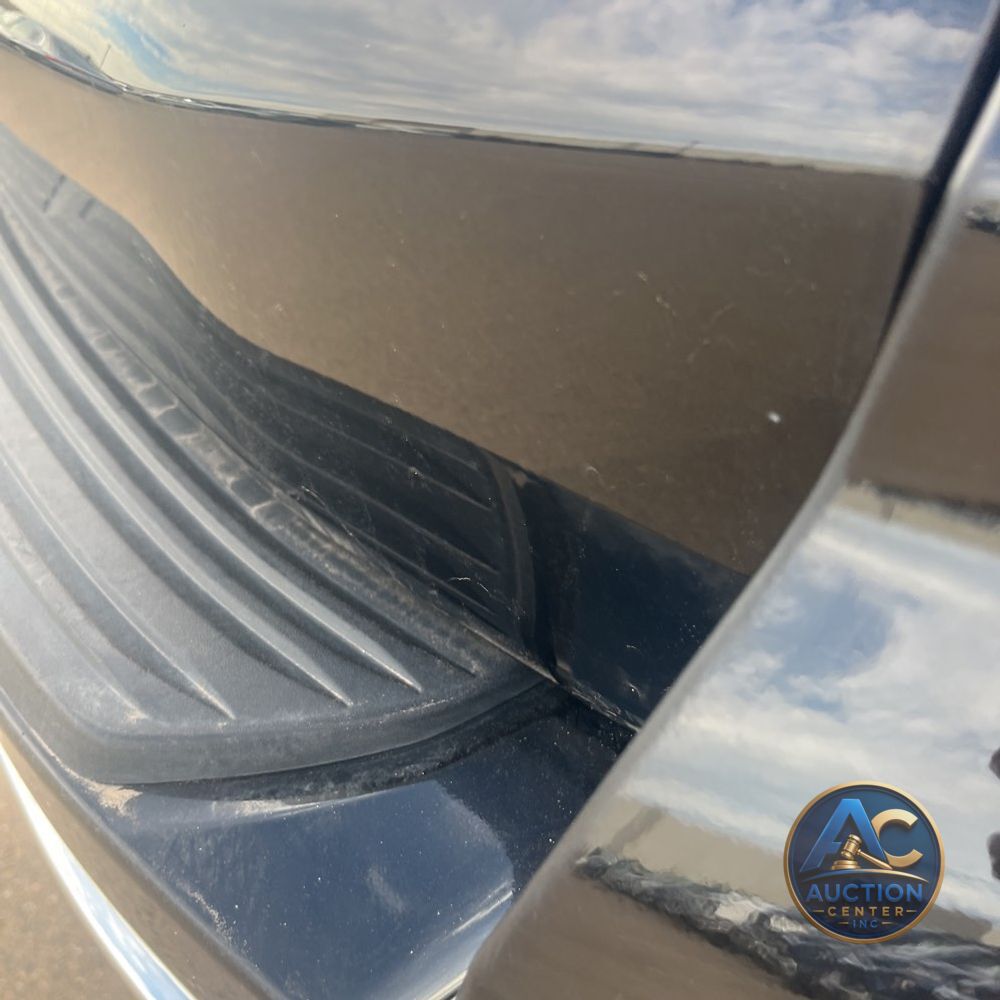 2024 Chevrolet Suburban LS