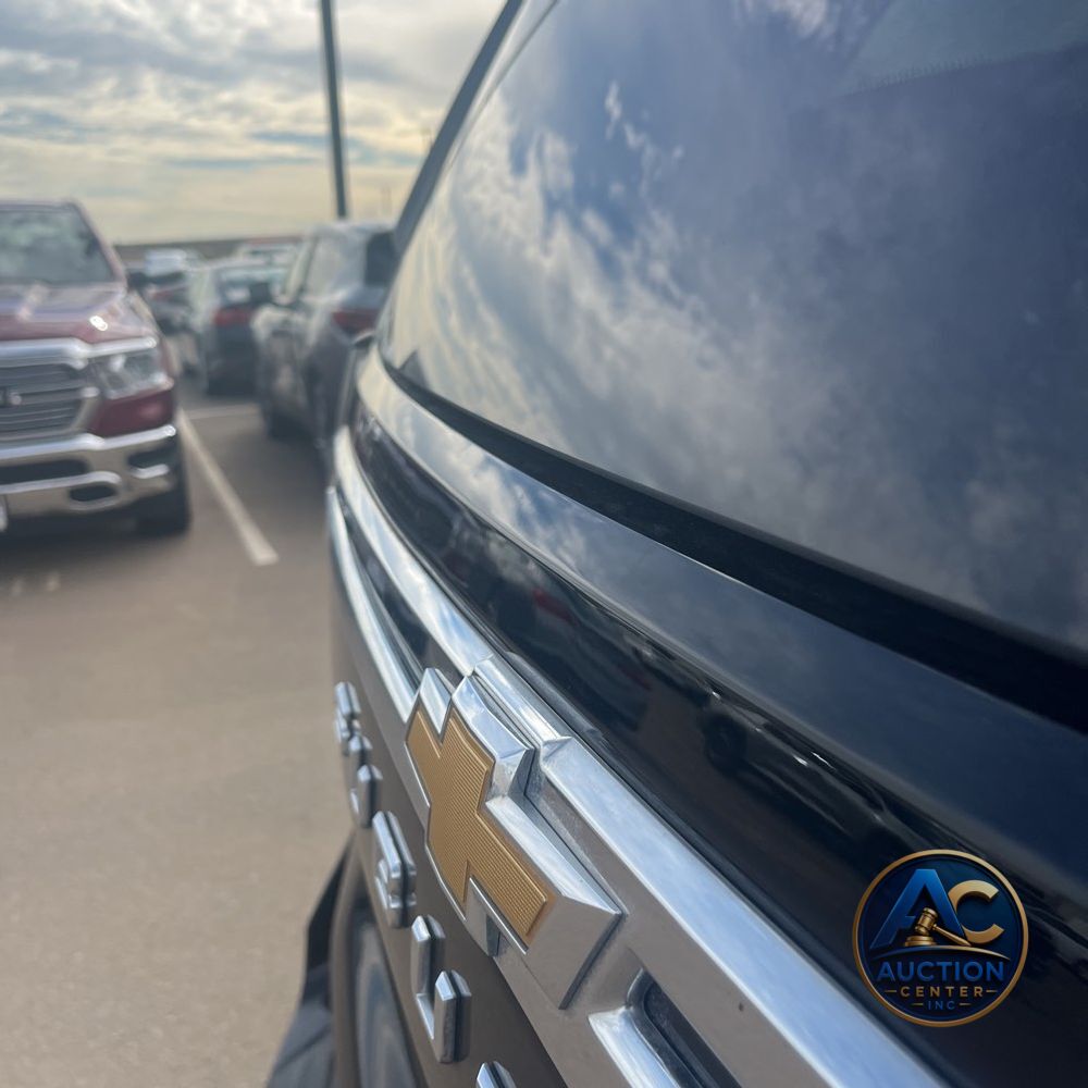 2024 Chevrolet Suburban LS