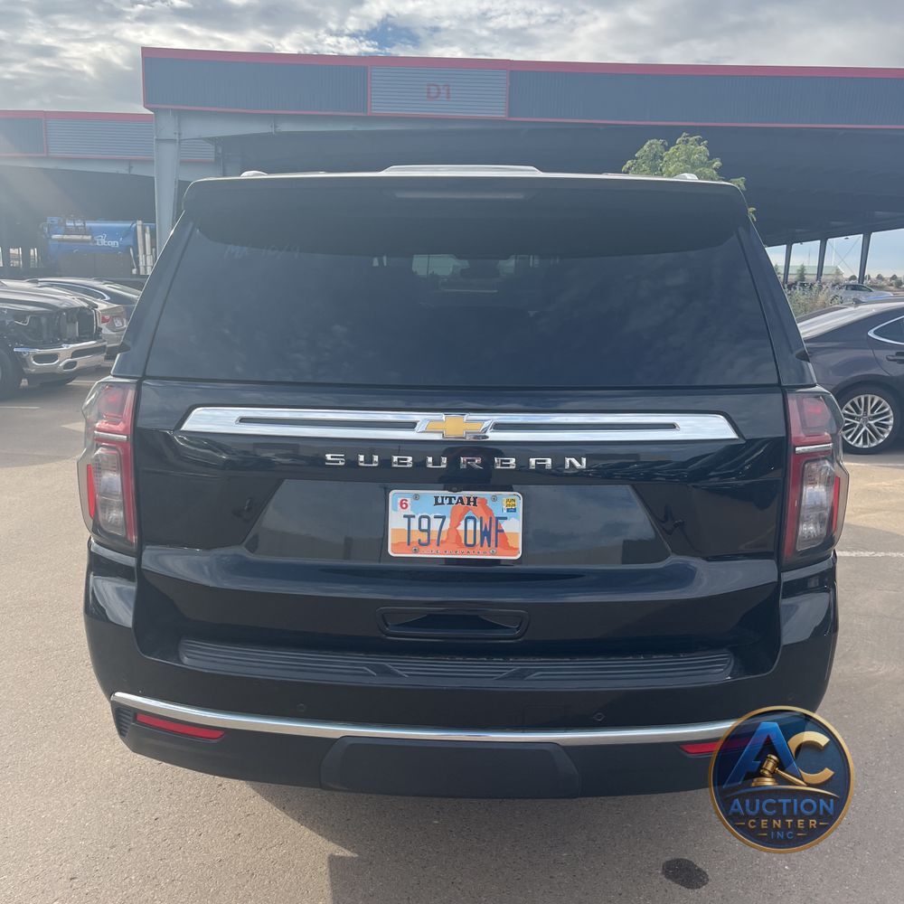 2024 Chevrolet Suburban LS